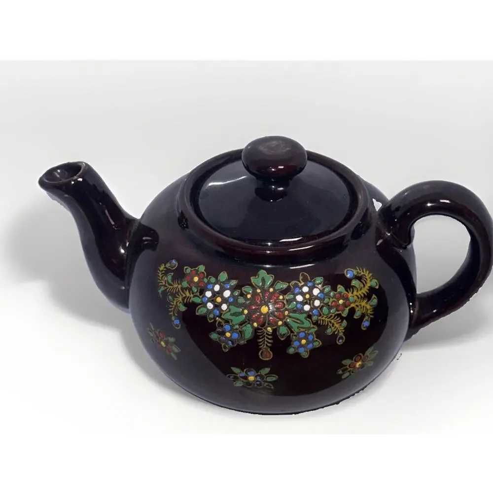 Vintage Tea Pot Moriage this vintage